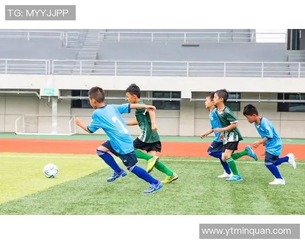 圣和足球的魅力与精神：探索足球文化中的团结与激情