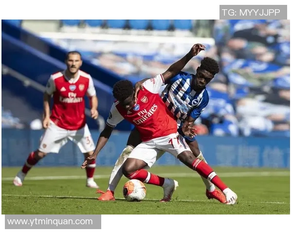 足球七看台深度解析球场内外的精彩瞬间与战术博弈 足球七看台深度解析球场内外的精彩瞬间与战术博弈