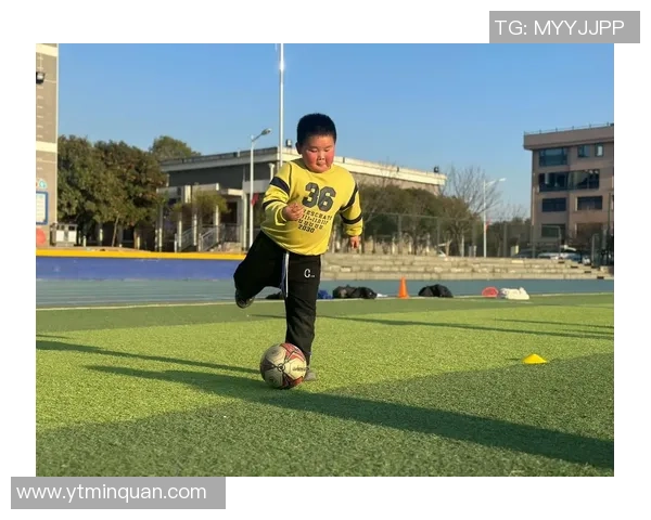 热爱足球的我与梦想的追逐之旅